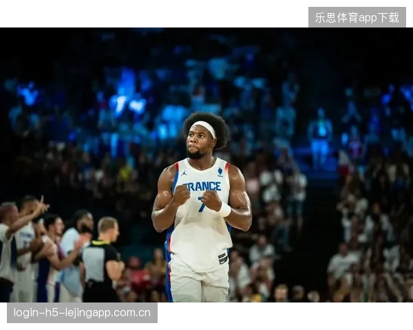 NBA球员的别样时刻：在训练场跳踢踏舞释放激情